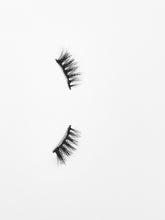 Cargar imagen en el visor de la galería, Discreta